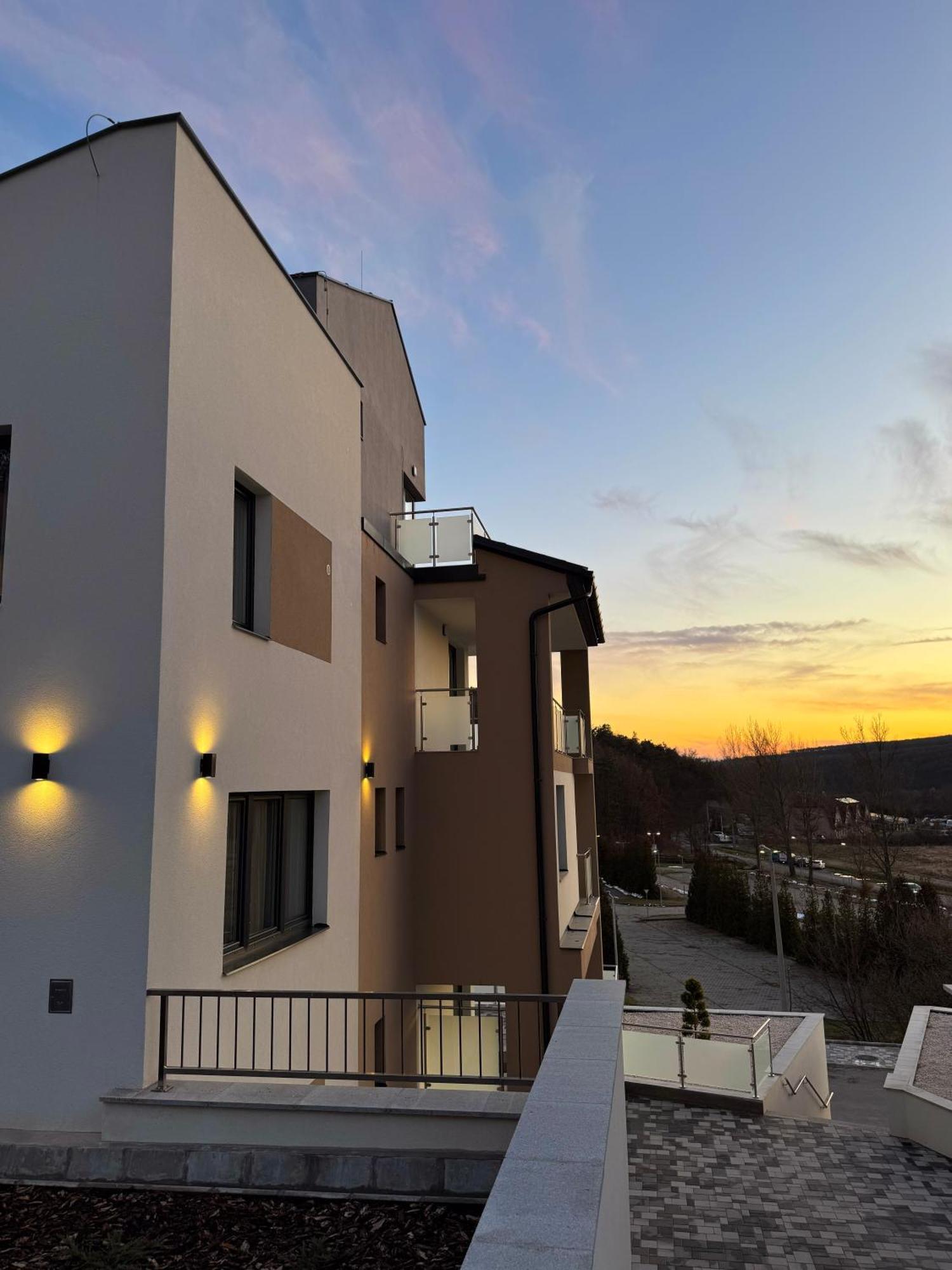 Salt Hill Premium Apartments Egerszalók Exterior foto